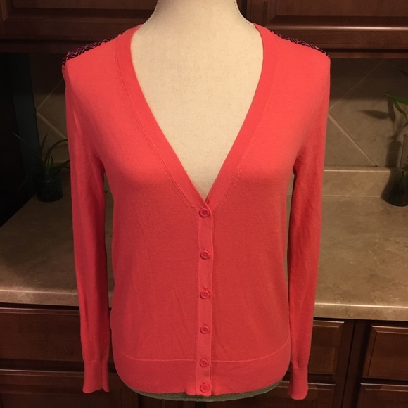 Loft Cardigan Size Extra Small - Picture 3 of 8